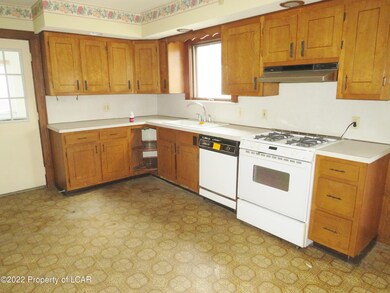 12 W Center St, Shavertown, PA 18708 - photo 6