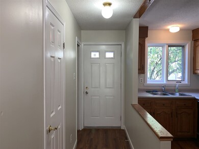 16 Kimberly Dr, Merrimack, NH 03054 - photo 2