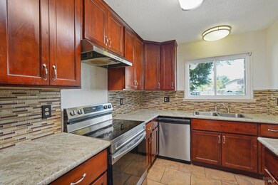 1970 Grande Cir unit 20, Fairfield, CA 94533 - photo 6