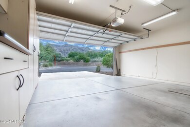 2 Car Garage