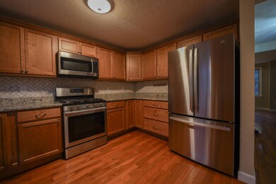 56 Lochmere Ln unit U398, Nashua, NH 03063 - photo 4