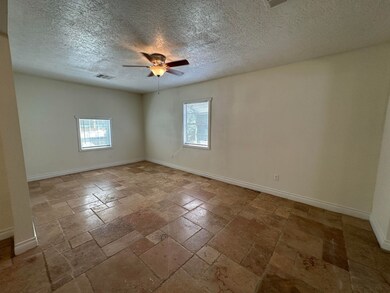 7539 Mchenry St, Houston, TX 77087 - photo 4