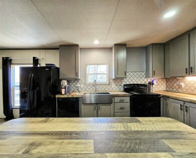 688 Vz County Road 4910, Ben Wheeler, TX 75754 - photo 7