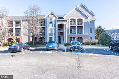 46608 Drysdale Terrace unit 100, Sterling, VA 20165 - photo 3