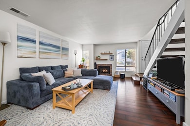 874 Marigold Ct, Carlsbad, CA 92011 - photo 5