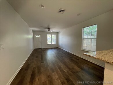 LIVING ROOM OPEN TO KTICHEN