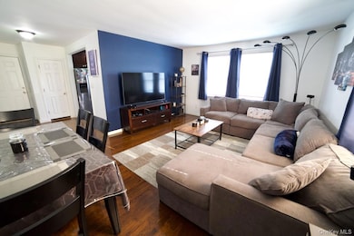 251-35 71st Rd unit 51B, Bellerose, NY 11426 - photo 5