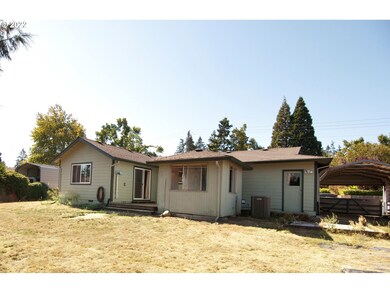 1280 N Pine St, Canby, OR 97013 - photo 2