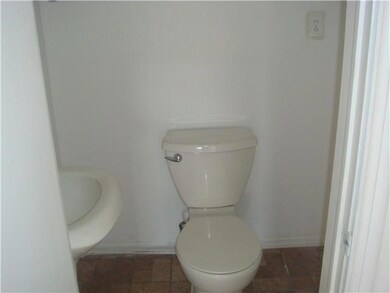 7904 Broadway Dr, El Paso, TX 79915 - photo 6