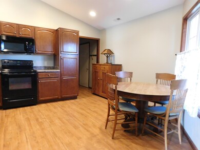 1270 Virginia Ct, Bluffton, IN 46714 - photo 6