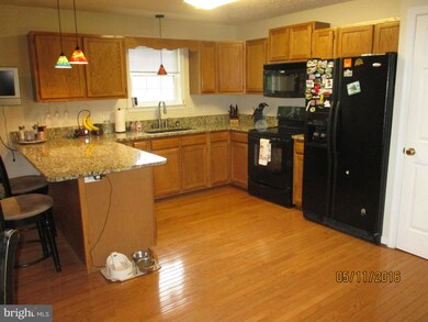 35525 Army Navy Dr, Mechanicsville, MD 20659 - photo 2