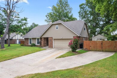 2525 W Little Rock St, Broken Arrow, OK 74011 - photo 4