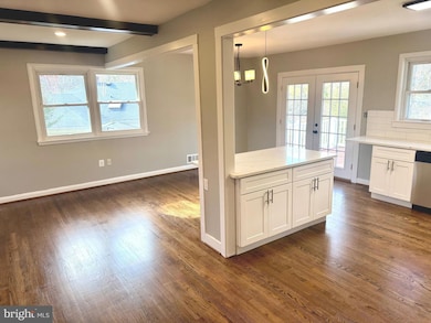 1204 Saint Andrews Way, Baltimore, MD 21239 - photo 6