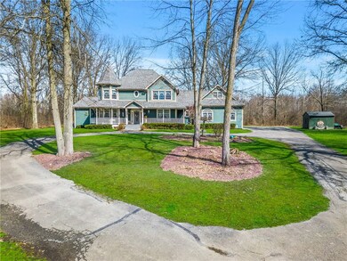 2001 Victorian, custom-built with large front porc
