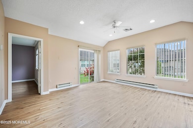 21-web-or-mls-LPM_9062