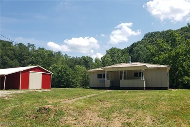 1617 Elk Fork Rd, Gandeeville, WV 25243 - photo 2