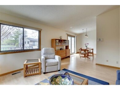Open floor plan to the dining space.