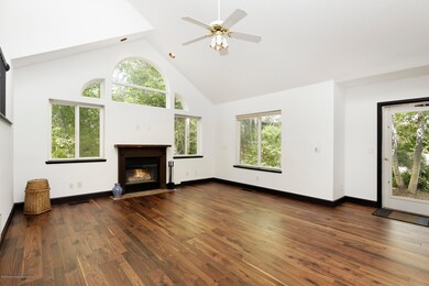 86SagewoodCt_HiRes002