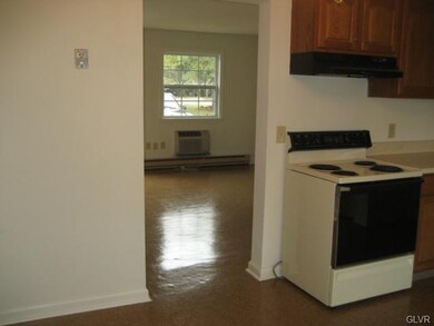 1604 Hastings Rd, Bethlehem, PA 18017 - photo 7