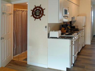 482 Shore Rd unit 5, Truro, MA 02652 - photo 3