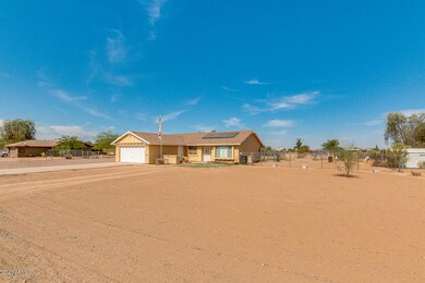 4730 E Colt Dr, Eloy, AZ 85131 - photo 2