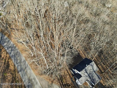 2223 Sec 3 Bellingham Dr, Saw Creek, PA 18324 - photo 5