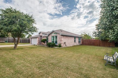 1023 Hall Dr, Wylie, TX 75098 - photo 3