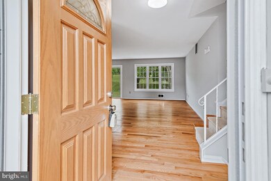 11104 Pinion Ct, North Potomac, MD 20878 - photo 7