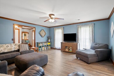 923 Meadow Ln, Harrodsburg, KY 40330 - photo 6