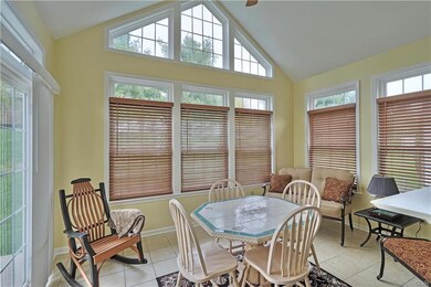 1256 Lindenwood Ln, Easton, PA 18040 - photo 7