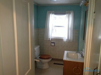 404 E North St, West Unity, OH 43570 - photo 7