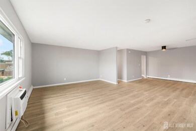 47 Gramercy Gardens unit B, Middlesex, NJ 08846 - photo 3