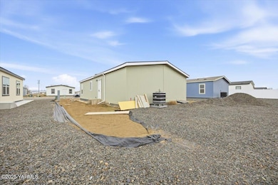 2681 E Edison Ave unit 30, Sunnyside, WA 98944 - photo 2