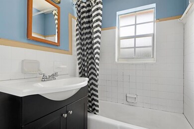 269_NE_3rd Ave_04