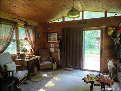 Morning room.