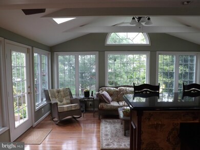 21546 Tithables Cir, Broadlands, VA 20148 - photo 3