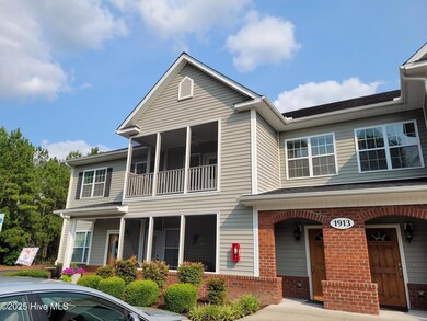 1913 Covengton Way unit 203, Greenville, NC 27858 - photo 2