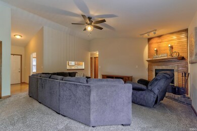 3709 Adobe St, Evansville, IN 47720 - photo 7