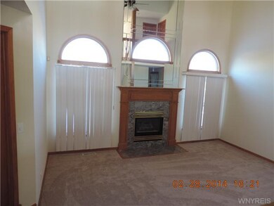 7249 Balla Dr, North Tonawanda, NY 14120 - photo 6