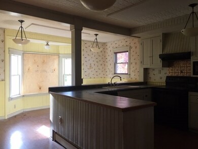 136 Maple Ave, Rutland, MA 01543 - photo 3