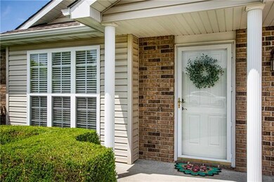 714 Coventry Ln, Raymore, MO 64083 - photo 4