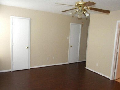 6310 Calton Cove Cir, Houston, TX 77086 - photo 6