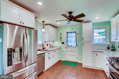 9827 Forge Park Rd, Perry Hall, MD 21128 - photo 7