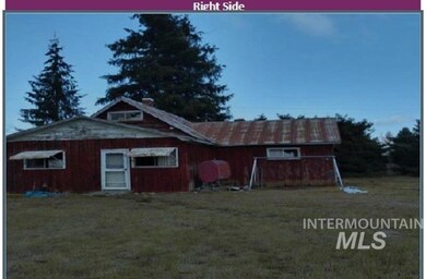 205 Woods Rd, Weippe, ID 83553 - photo 2