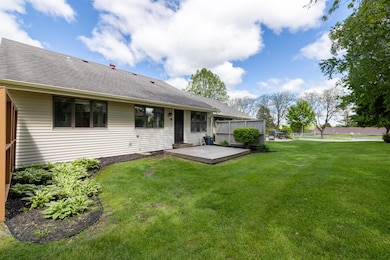 5-Exterior_629 tamarack Dr East