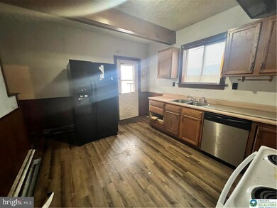 154 3rd St, Coaldale, PA 18218 - photo 7