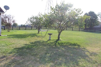 136 Leann Ln, Nicholasville, KY 40356 - photo 5