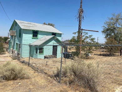 113 Q St, Taft, CA 93268 - photo 2