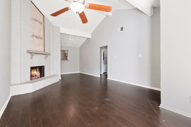 14023 Whispering Palms Dr, Houston, TX 77066 - photo 5