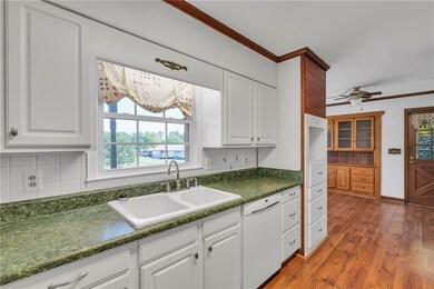 210 Sunset Dr, Liberty, SC 29657 - photo 3